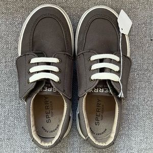 Sperry kids sneakers with velcro